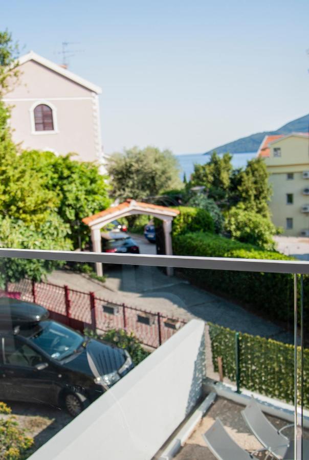 Soko Apartments Huoneistohotelli Soko Herceg Novi Eksteriør bilde