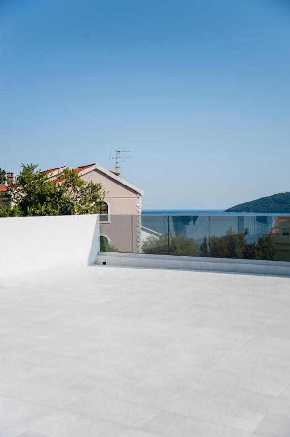 Soko Apartments Huoneistohotelli Soko Herceg Novi Eksteriør bilde