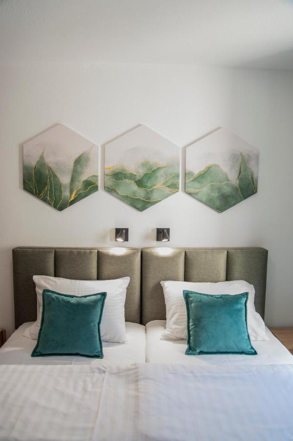 Soko Apartments Huoneistohotelli Soko Herceg Novi Eksteriør bilde