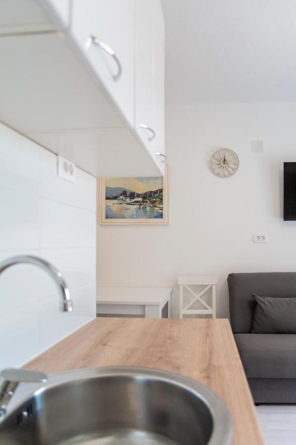 Soko Apartments Huoneistohotelli Soko Herceg Novi Eksteriør bilde