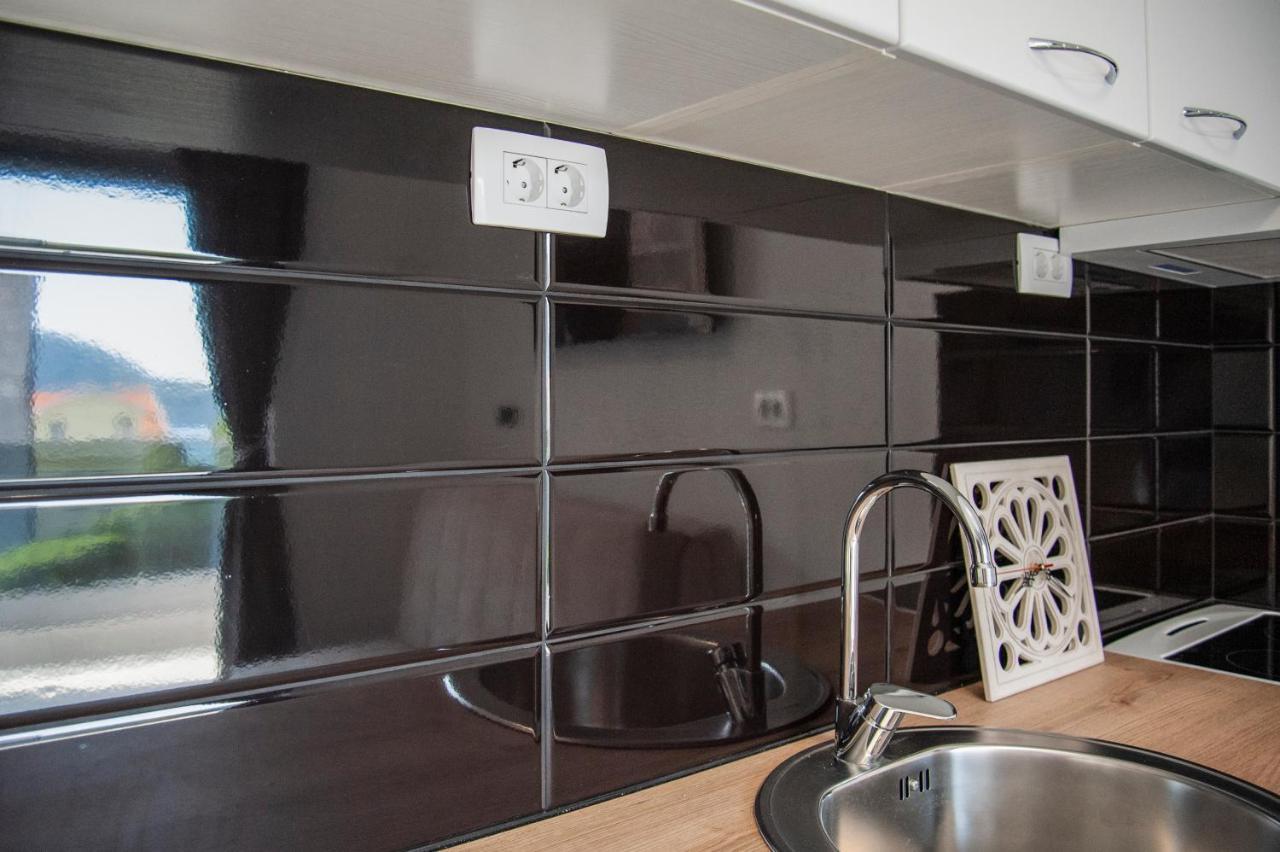 Soko Apartments Huoneistohotelli Soko Herceg Novi Eksteriør bilde